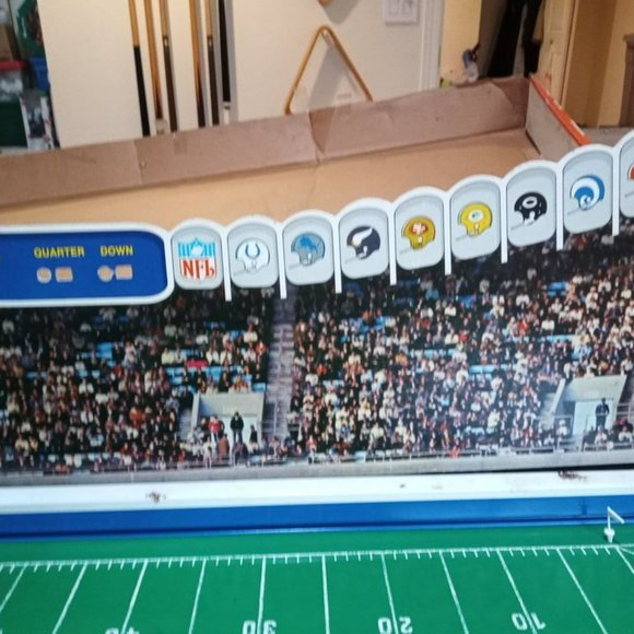 1967 Tudor Electric Football Game - Picture 3 of 6